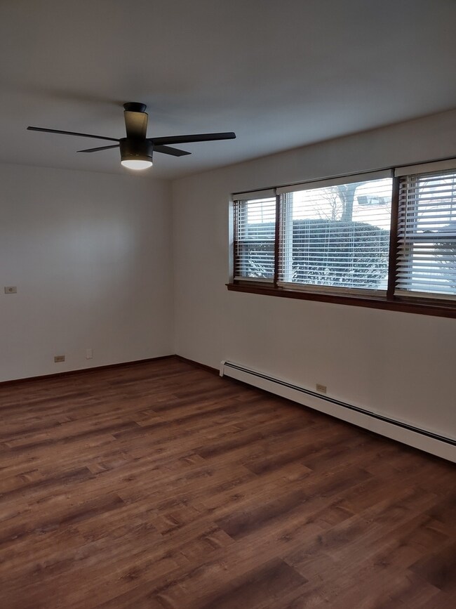 5211 Saint Charles Rd unit GARDEN, Berkeley, IL 60163 - photo 3