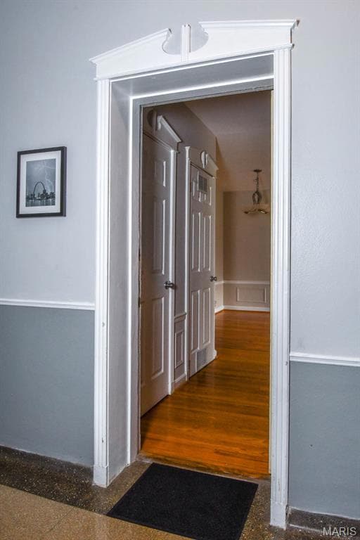 8111 Roxburgh Dr unit 1SE, Saint Louis, MO 63105 - photo 2