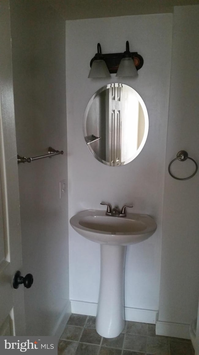 40 S Arlington Ave, Baltimore, MD 21223 - photo 7