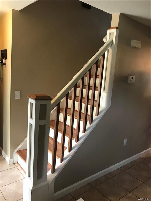 876 Fairmont Ave, North Tonawanda, NY 14120 - photo 3