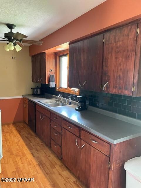 1911 S 17th St, Grand Forks, ND 58201 - photo 5