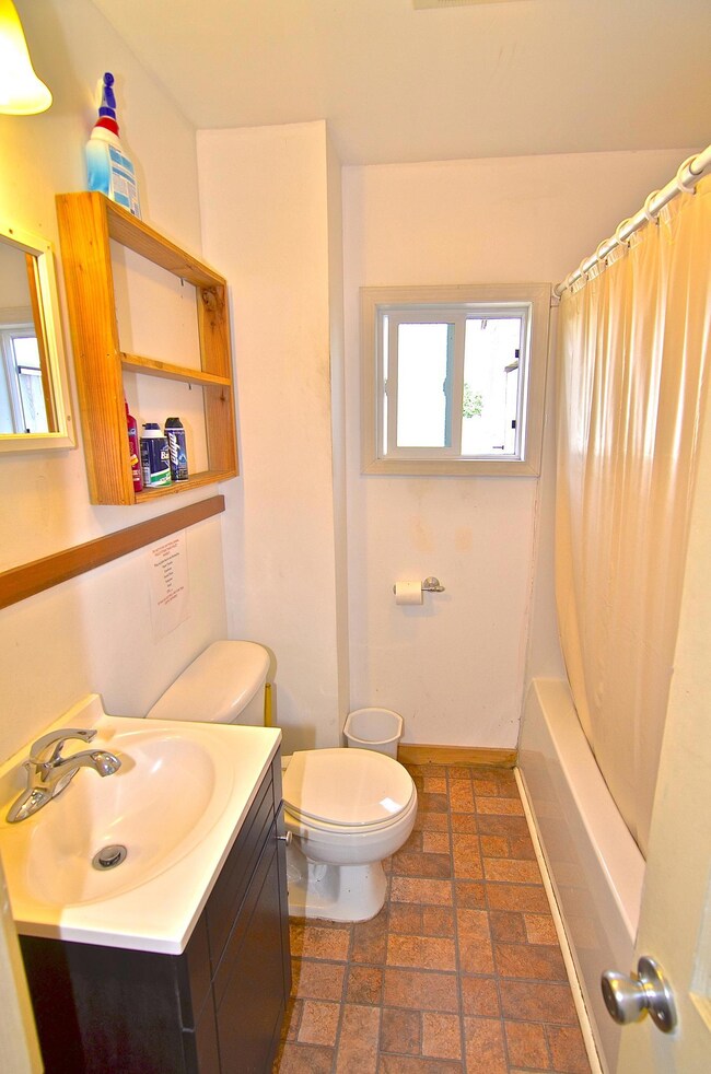 68 Lagoon Pond Rd, Vineyard Haven, MA 02568 - photo 7