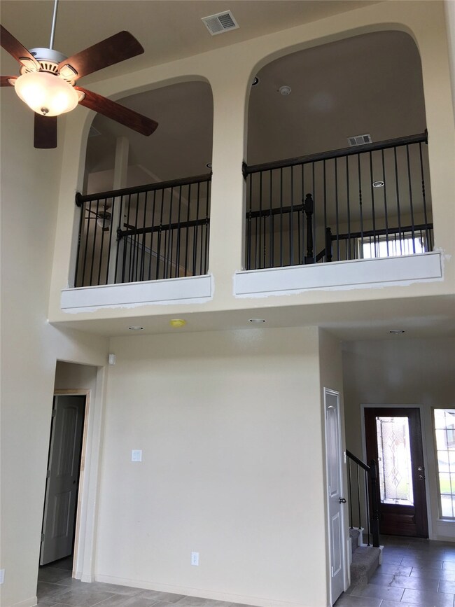 29666 Yaupon Shore Dr, Spring, TX 77386 - photo 4