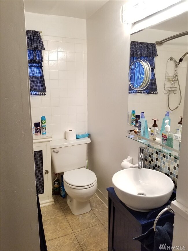 8410 Maplewood Ln, Edmonds, WA 98026 - photo 7