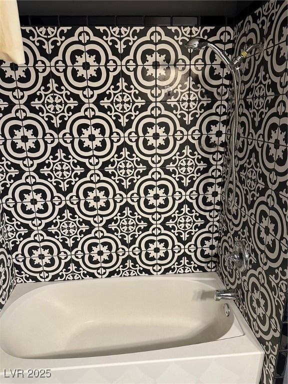 Bathroom with a bathtub
