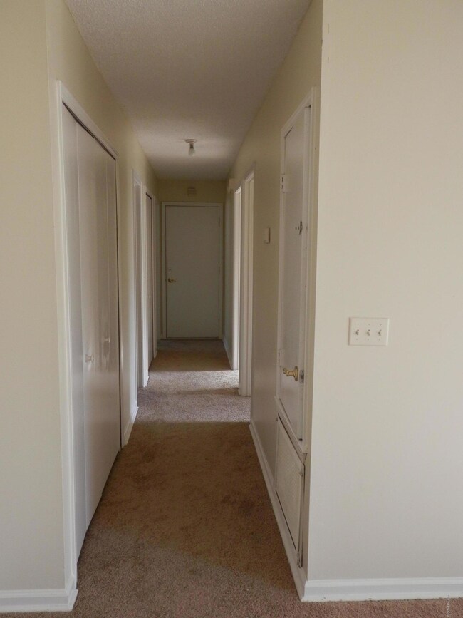 6072 Davon St, Jacksonville, FL 32244 - photo 3