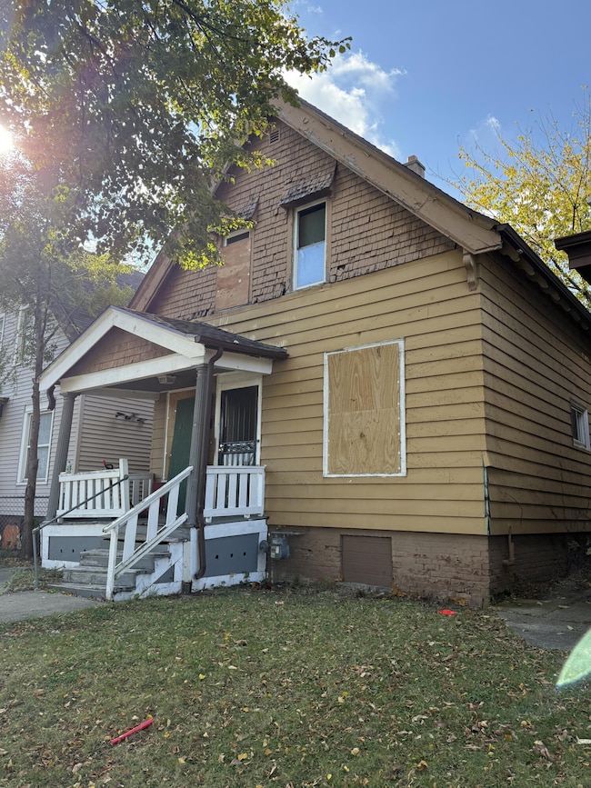 2469 N 37th St, Milwaukee, WI 53210 - photo 2