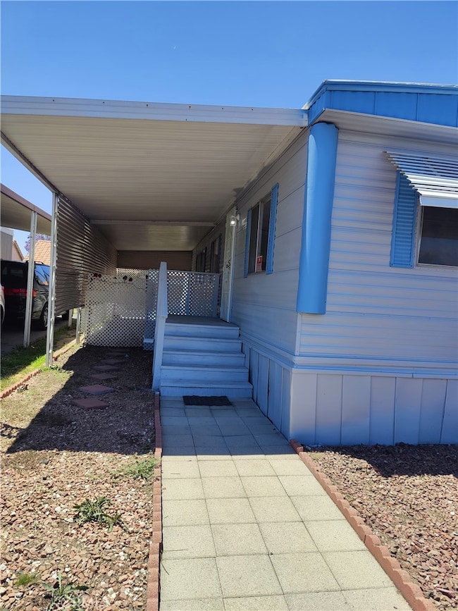 26245 Baseline St unit 22, Highland, CA 92346 - photo 3