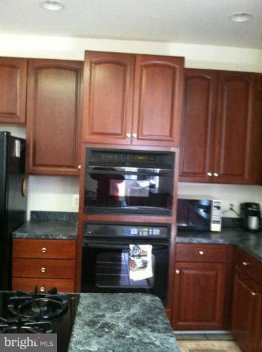 3090 Elsa Ave, Waldorf, MD 20603 - photo 4