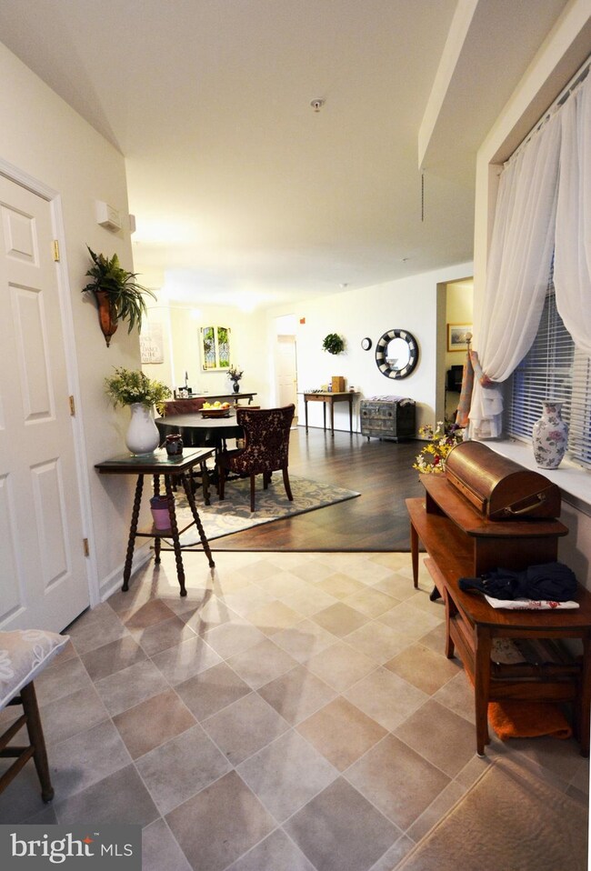 9697 Devedente Dr, Owings Mills, MD 21117 - photo 6