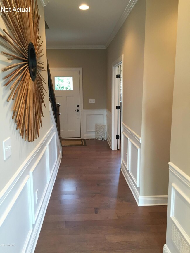 Foyer with Optional Trim