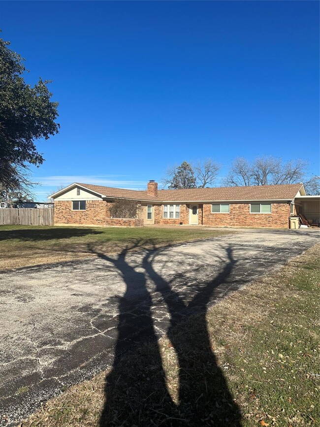 110 Meadow Ln, Abilene, TX 79602 - photo 3