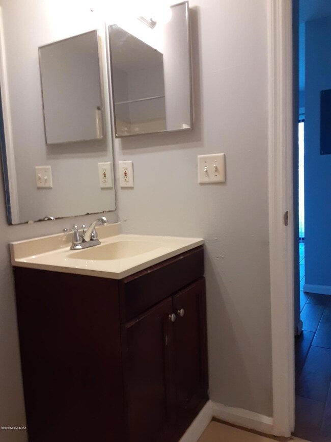 1130 Comanche St unit 101, Jacksonville, FL 32205 - photo 7