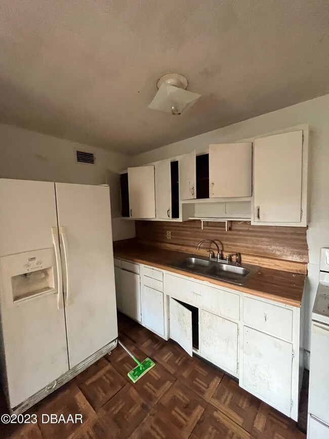 Kitchen.B