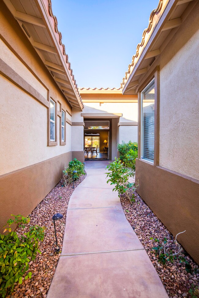 enterance_1