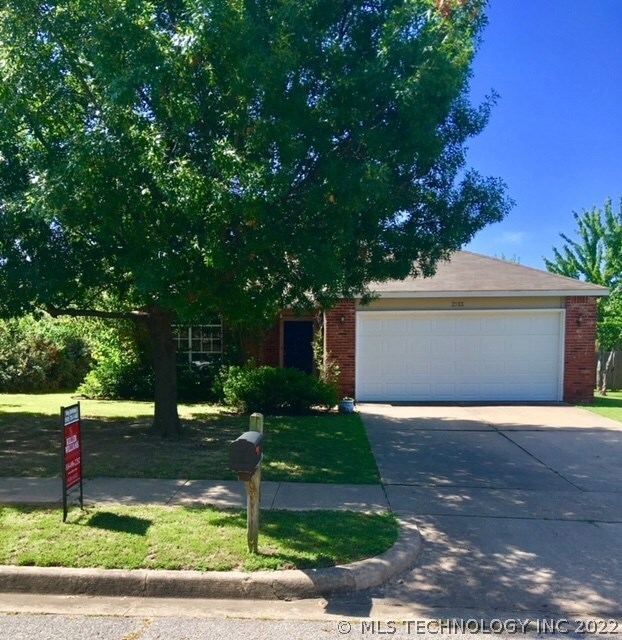 2513 W Kent St, Broken Arrow, OK 74012 - photo 2