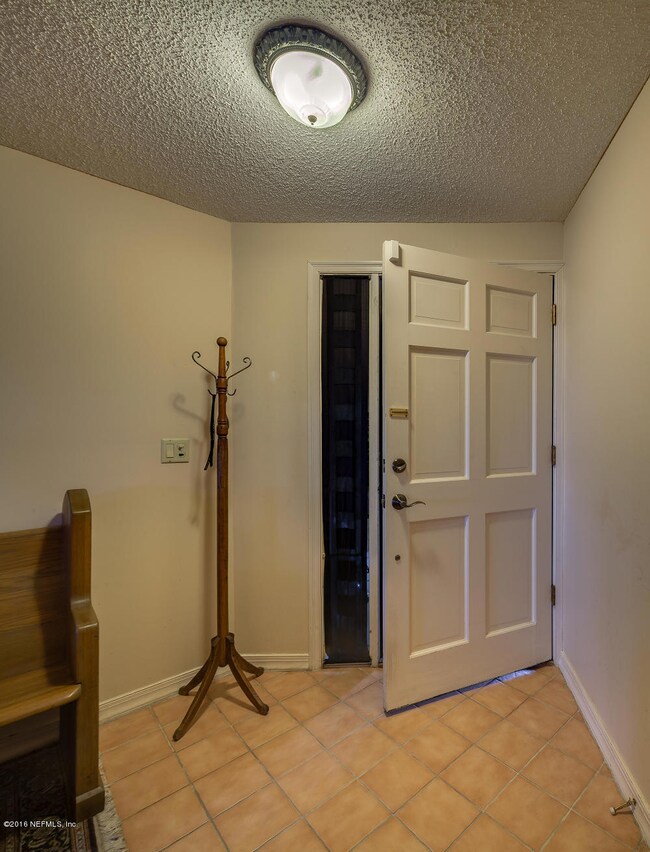 Entry_Foyer