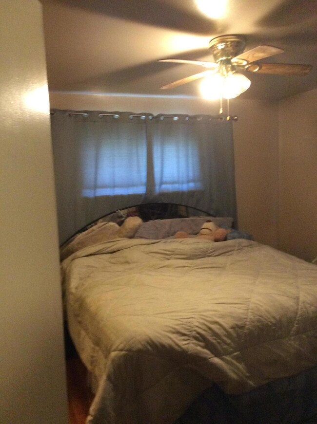 2247 Ferris Rd, Columbus, OH 43224 - photo 6