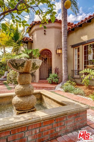 Fountain in Front Courtyard: 1105 S Point View, Lo