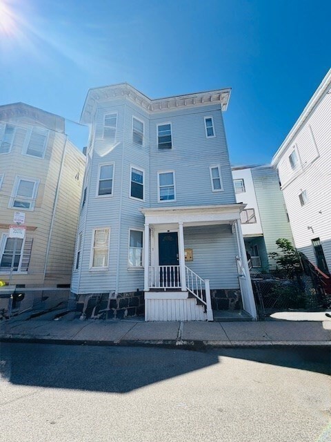 3 Spring Garden St unit 1, Dorchester, MA 02125 - photo 3