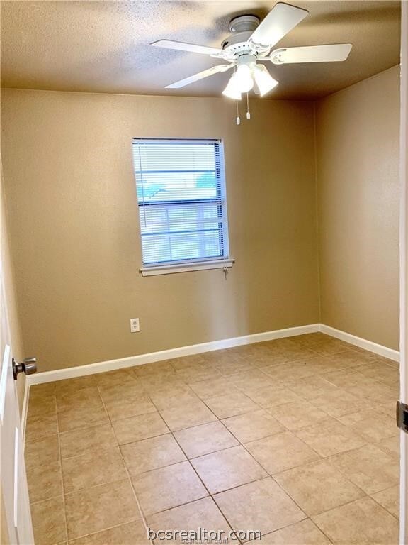 1604 Anderson St, College Station, TX 77840 - photo 6