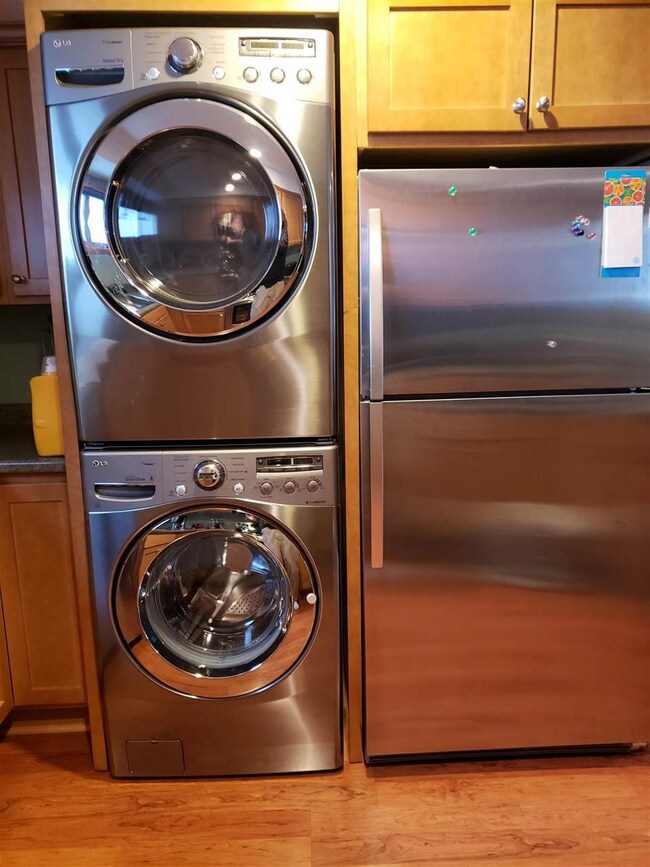 5 Pemigewasset Dr unit 3, Lincoln, NH 03251 - photo 4