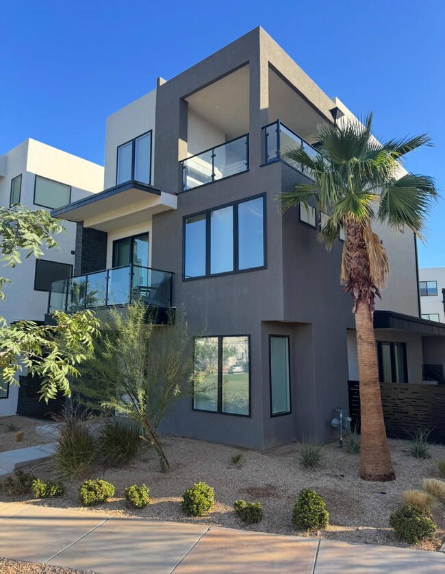 723 W Sapphire Ln, St. George, UT 84790 - photo 4