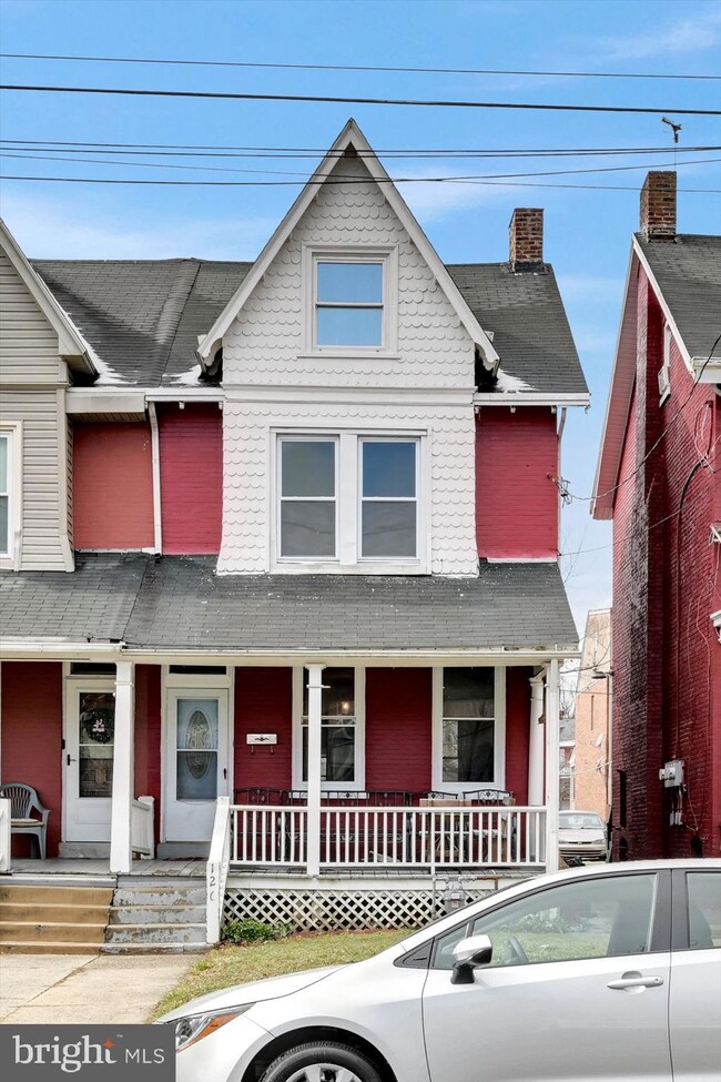 126 S Ann St, Lancaster, PA 17602 - photo 2