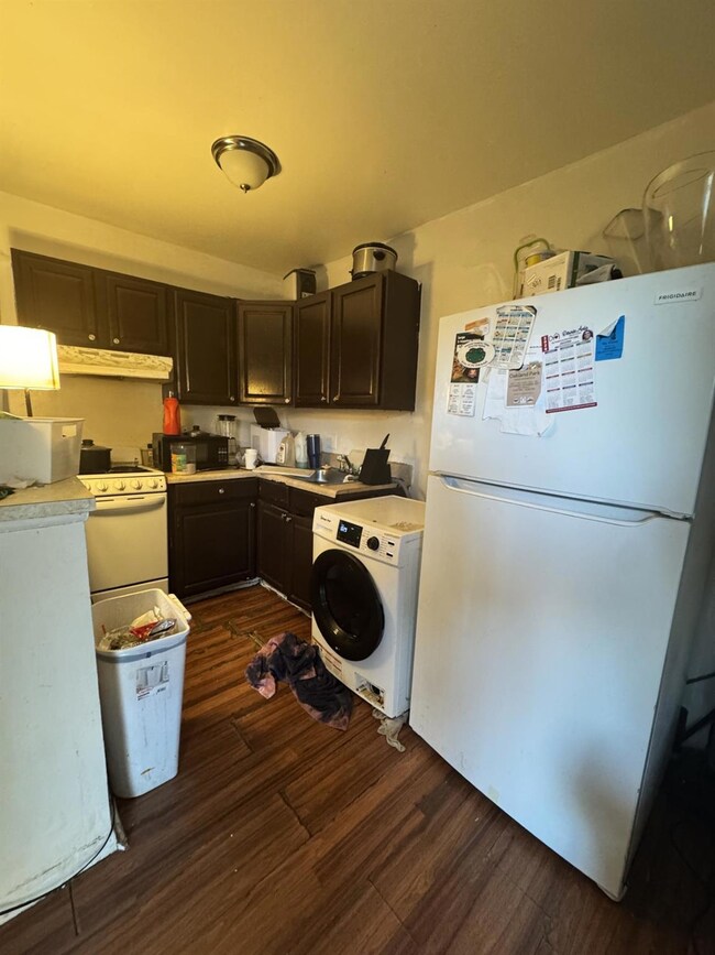 unlisted-address, Oakland Park, FL 33334 - photo 2