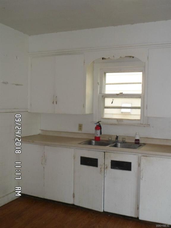 435 18th St, Niagara Falls, NY 14303 - photo 2