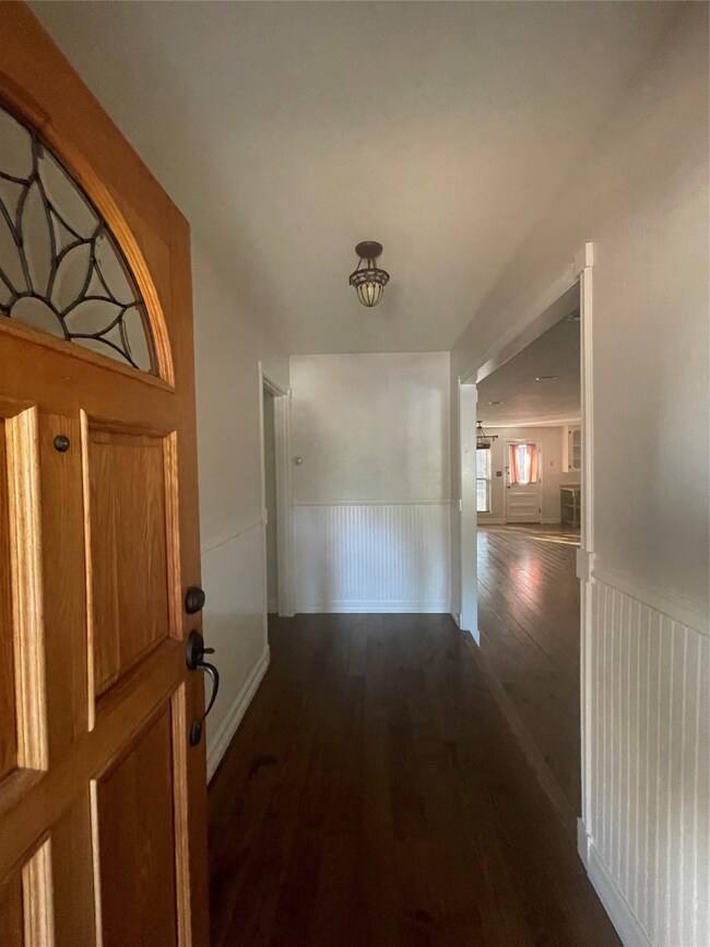 1125 Trailwood Dr, Hurst, TX 76053 - photo 3