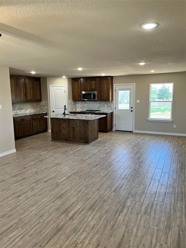 2118 Brown Loop, Poolville, TX 76487 - photo 7