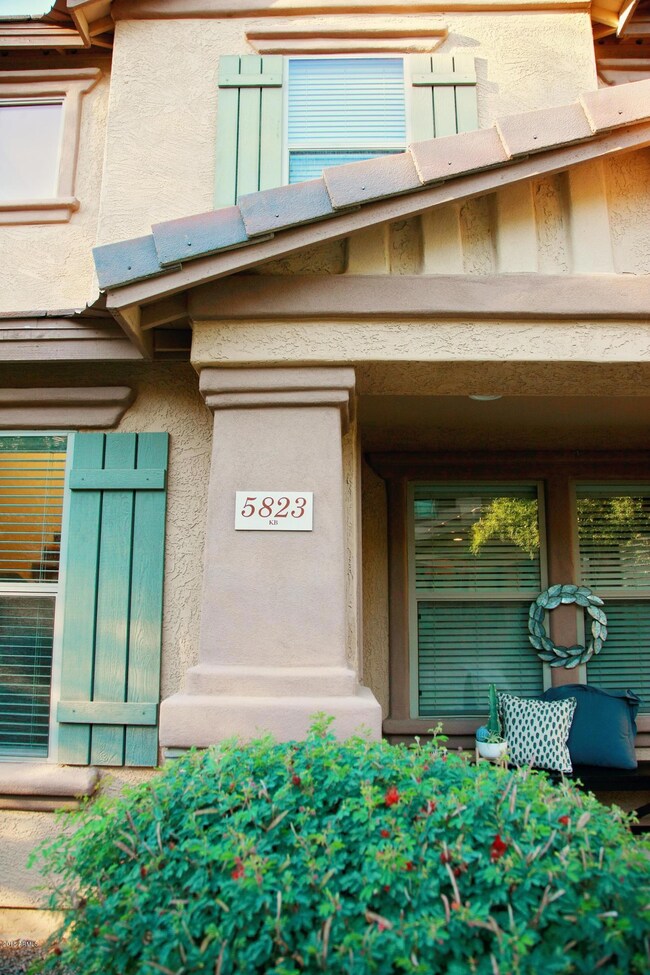 5823 E Grove Ave, Mesa, AZ 85206 - photo 4