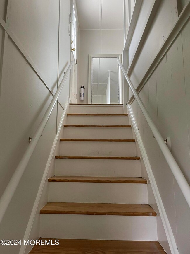 204 Evergreen Ave unit R, Bradley Beach, NJ 07720 - photo 5