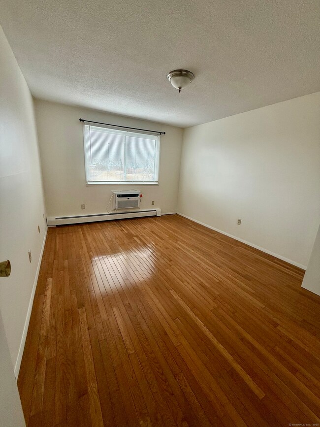 1168 Main St unit C7, Stratford, CT 06615 - photo 3