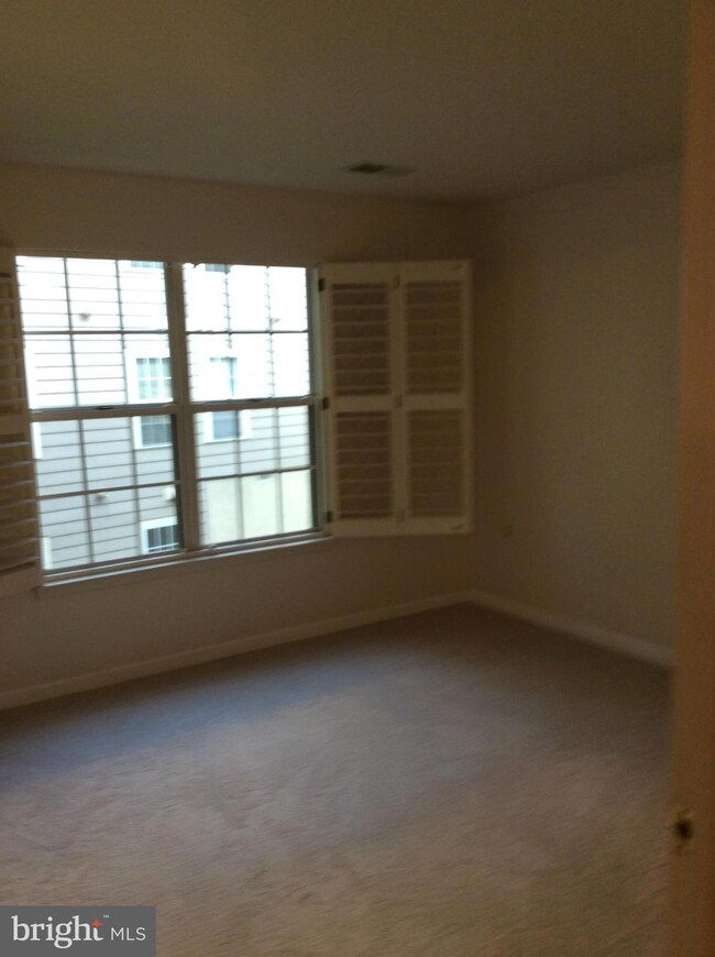 125 Timberbrook Ln unit 103, Gaithersburg, MD 20878 - photo 7