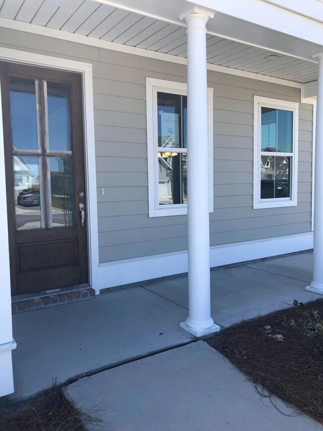 692 Yellow Leaf Ln, Summerville, SC 29486 - photo 2