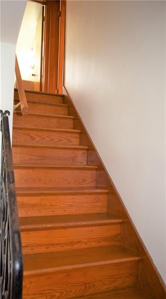 1316 Farragut St, Conway, PA 15027 - photo 6