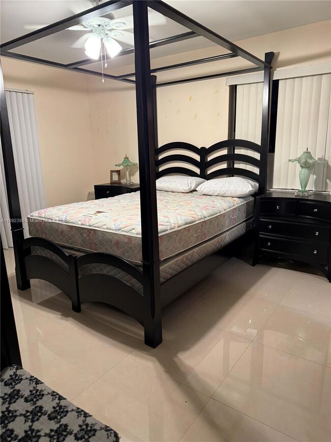 75 Capri B unit 75 B, Delray Beach, FL 33484 - photo 4