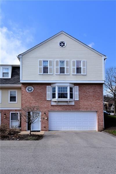Beautiful brick end unit.