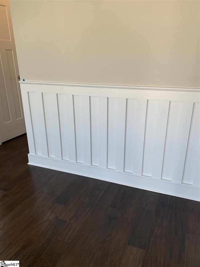 Real-wood crafstman wainscoting in select areas!