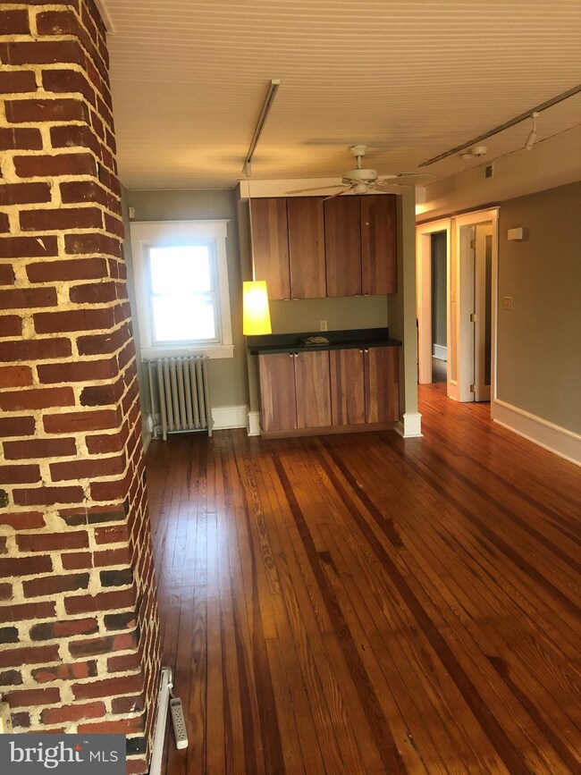 221a Kings Hwy E unit 3RD FLR, Haddonfield, NJ 08033 - photo 7