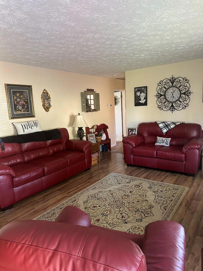 89 Russell St, Flemingsburg, KY 41041 - photo 3