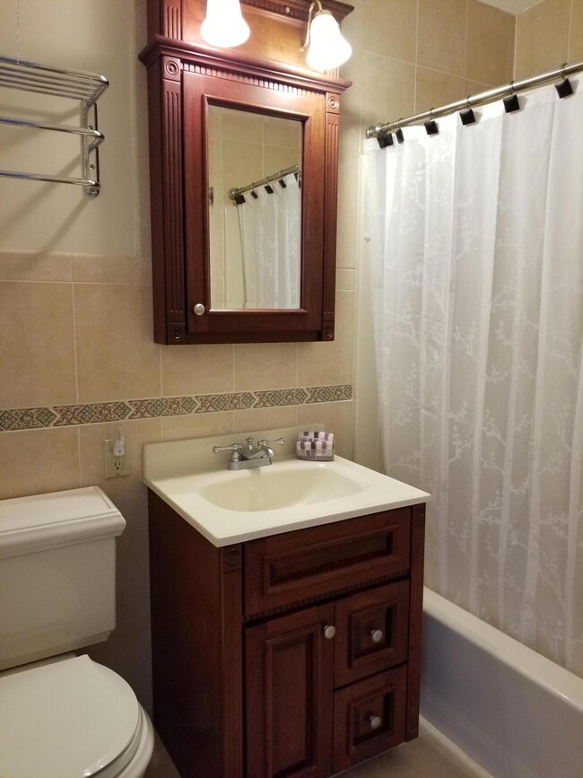 321 Spring St unit 21, Red Bank, NJ 07701 - photo 5