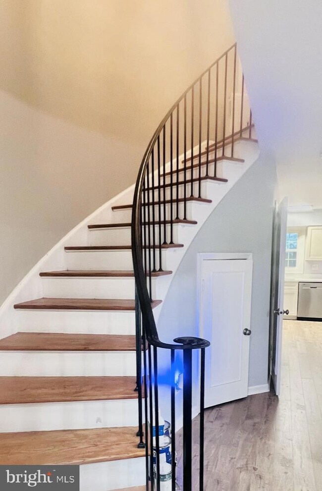 5926 Kingsford Rd unit 360, Springfield, VA 22152 - photo 4