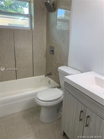 6170 SW 43rd St unit 1, Davie, FL 33314 - photo 5