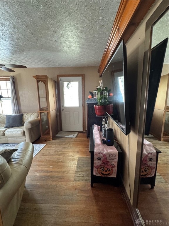 552 W Funderburg Rd, Fairborn, OH 45324 - photo 7