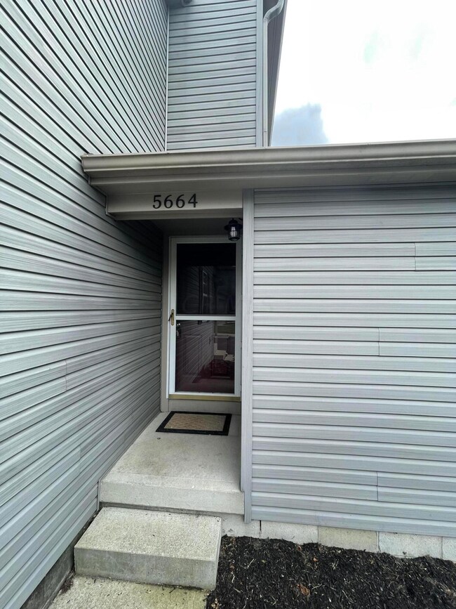 5664 Wigmore Dr unit 53B, Columbus, OH 43235 - photo 4
