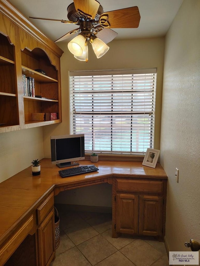 9 Sunshine Place unit 8 & 9, Brownsville, TX 78526 - photo 7