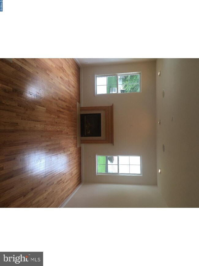 116 Anthony Dr, Burlington, NJ 08016 - photo 2